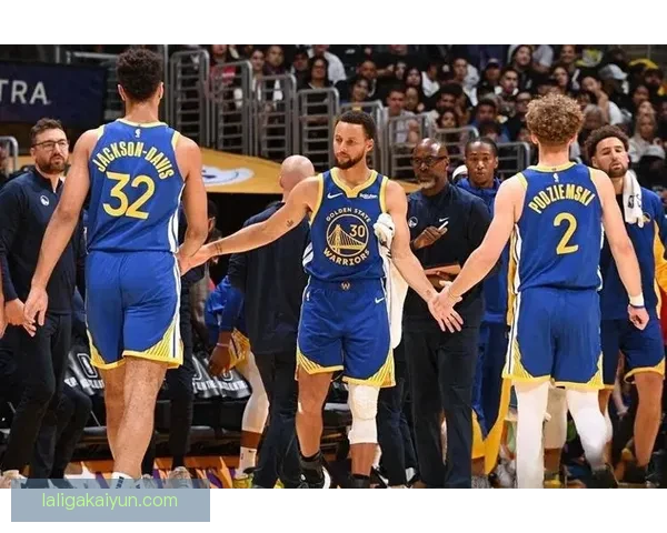 韦阿在近期比赛中的球队贡献持续提升，状态备受关注。